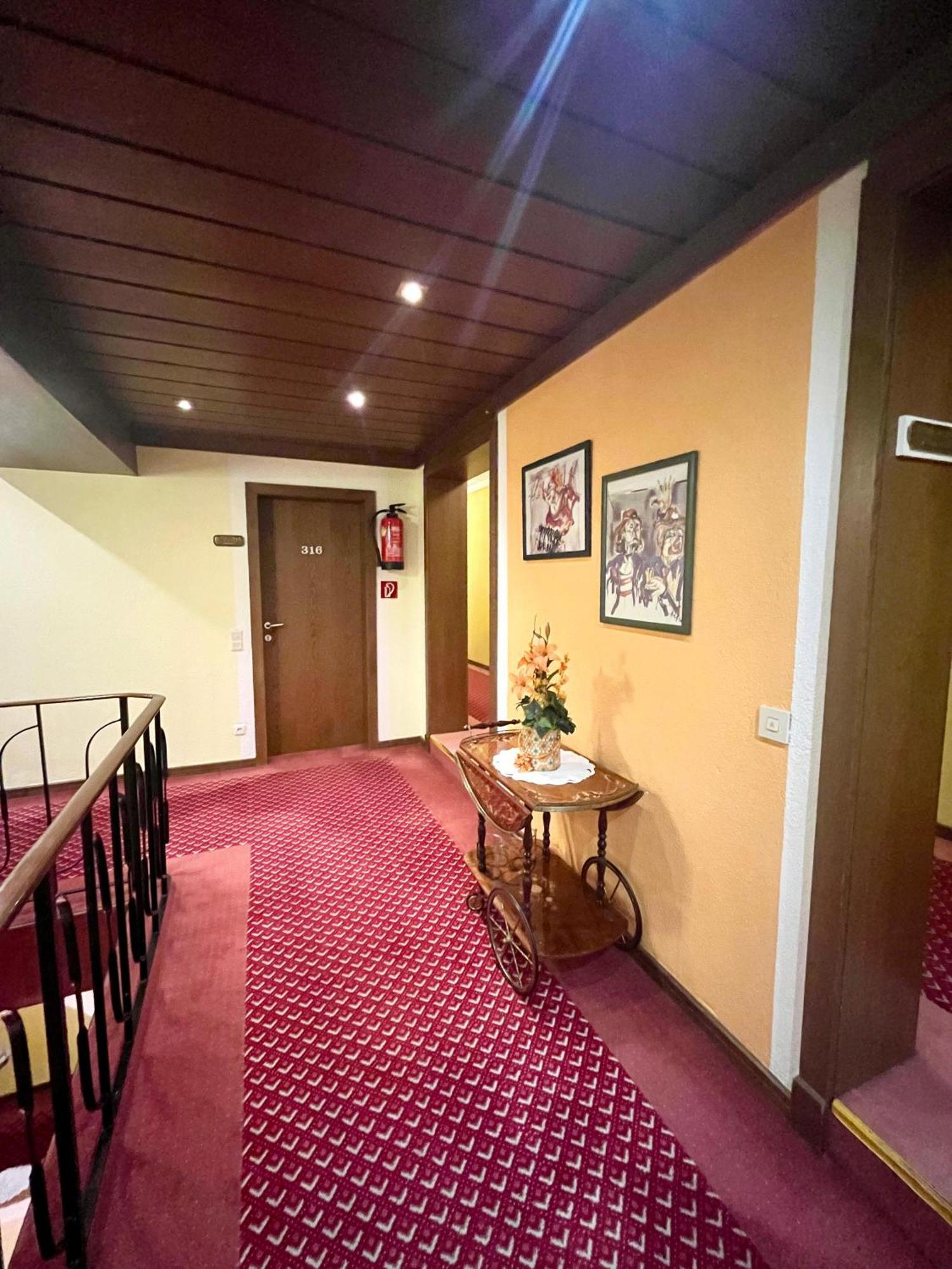 Attergauhof Hotel 3*