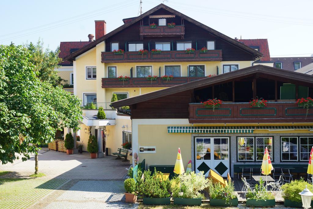 Attergauhof